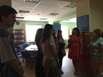 майбутні управлінці ознайомлюються  з роботою  центра зайнятості